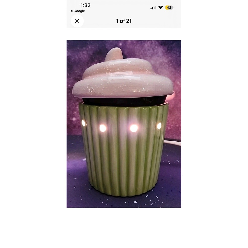 Scentsy Wax Warmer Baking Baker Birthday Cupcake Cake Retired Full Size New